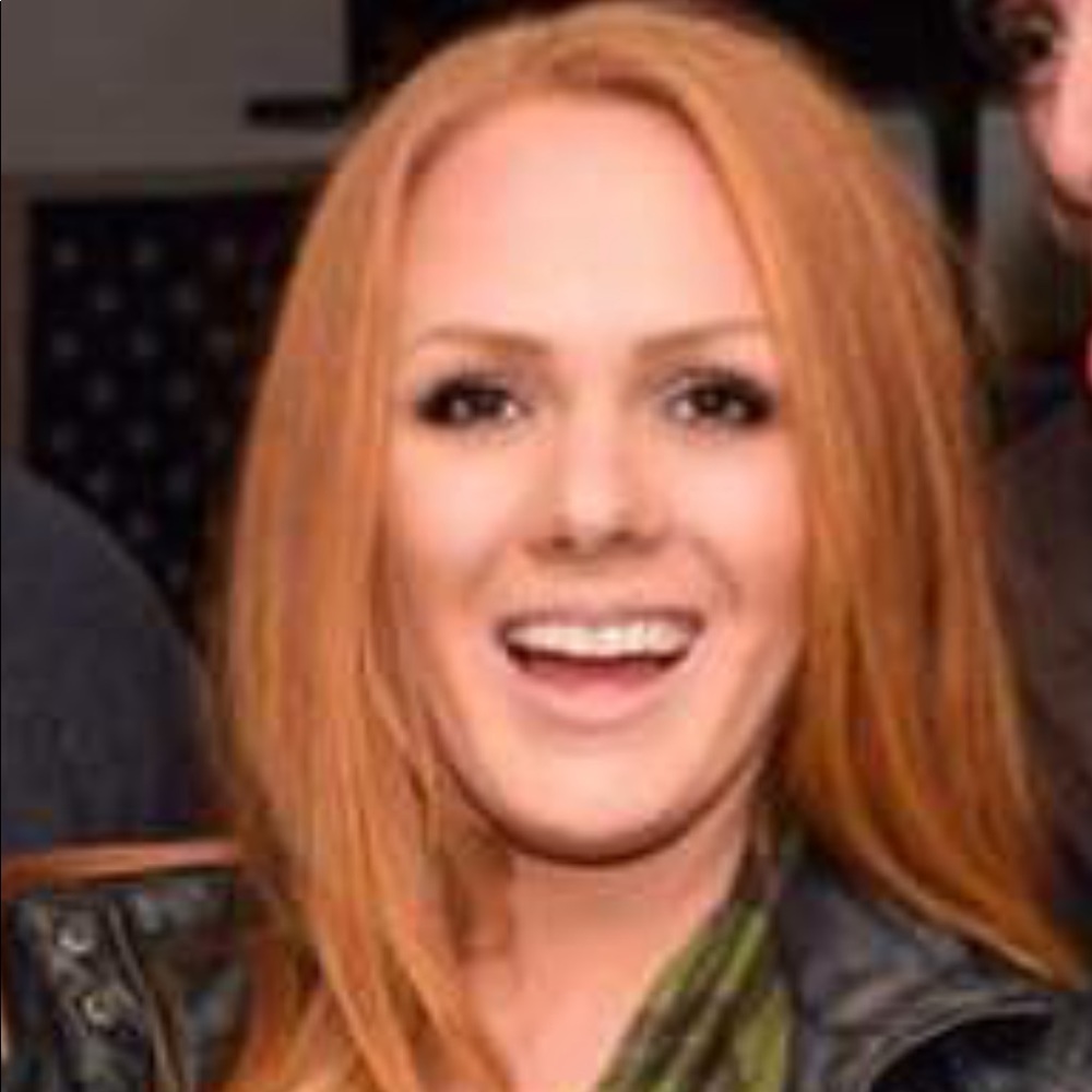 Meet your Posher, Ashley